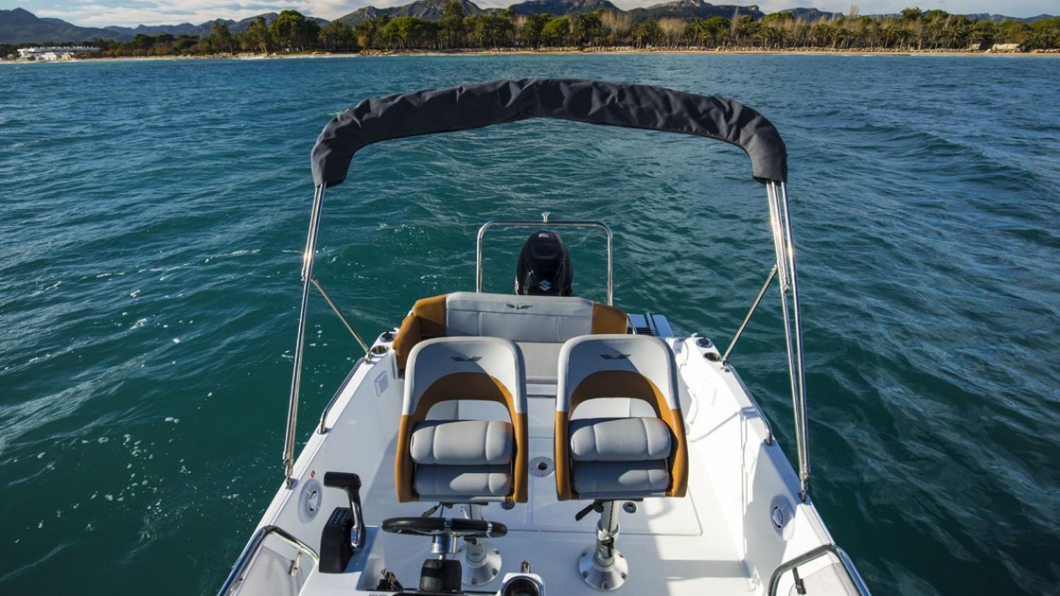 slider 2 Beneteau Flyer 6 SPACEdeck